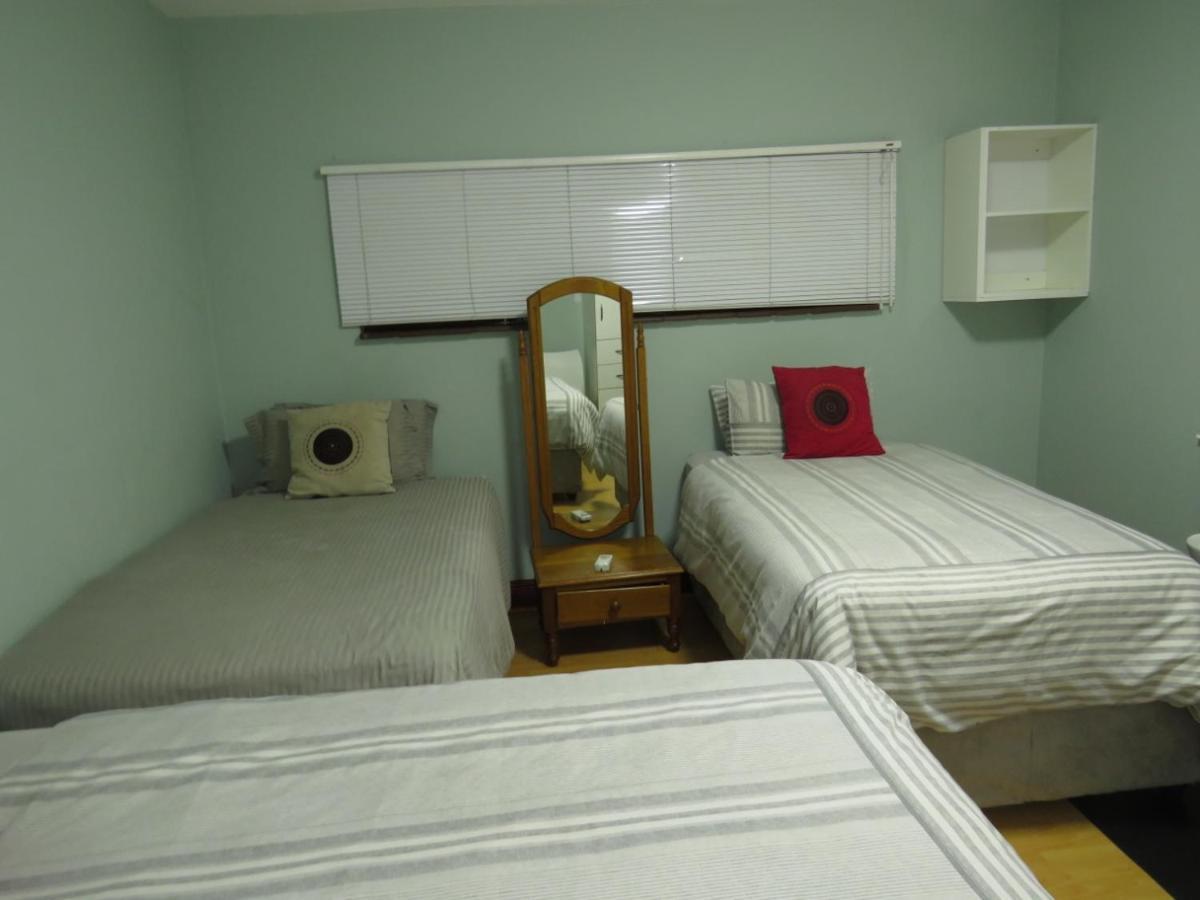 The Musafer Travel Lodge Pietermaritzburg Exterior foto